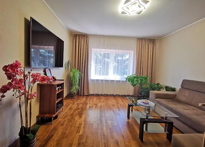 Suur - Posti Appartamento Pärnu